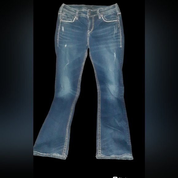 Womens Size 27 waist 33 Length Silver jeans. Slim boot. - Picture 3 of 5